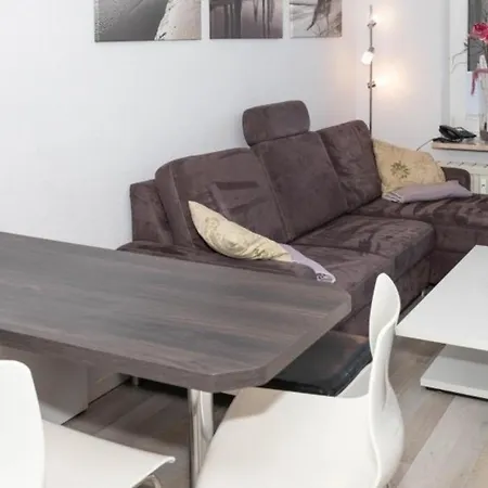 Residenz Albatros, 5 아파트 *